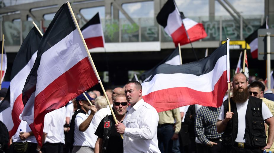 Neo-Nazis march in Berlin