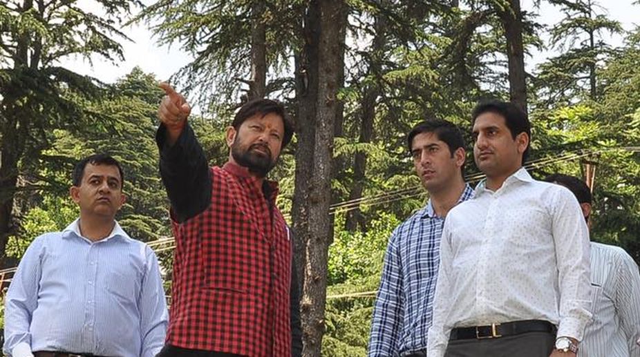 J-K minister issues instructions against dumping of muck