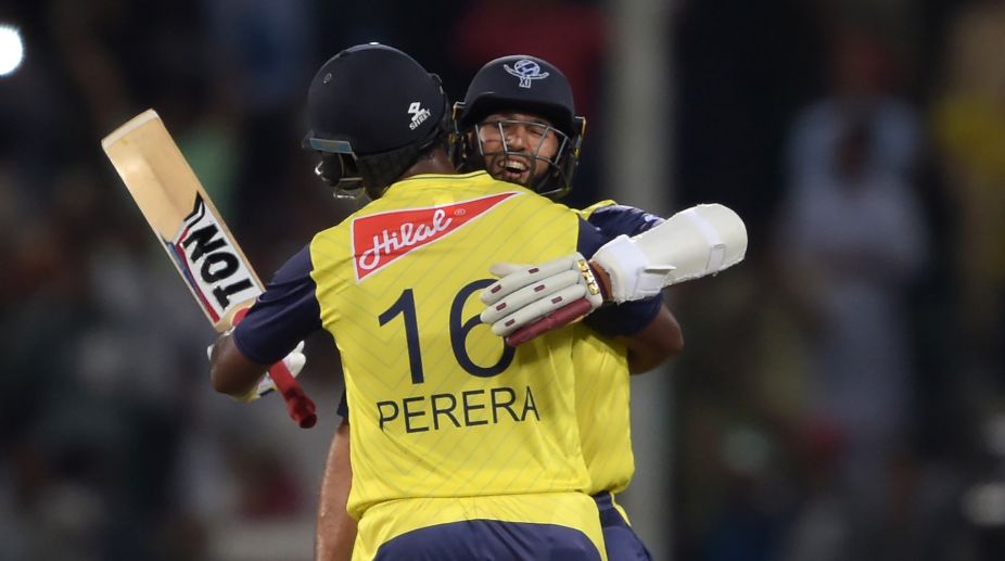Hashim Amla shines as World XI beat Pakistan to level series