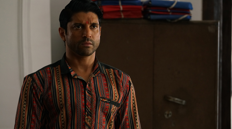 Do you know the total cost of Farhan Akhtar’s costumes for Lucknow Central?