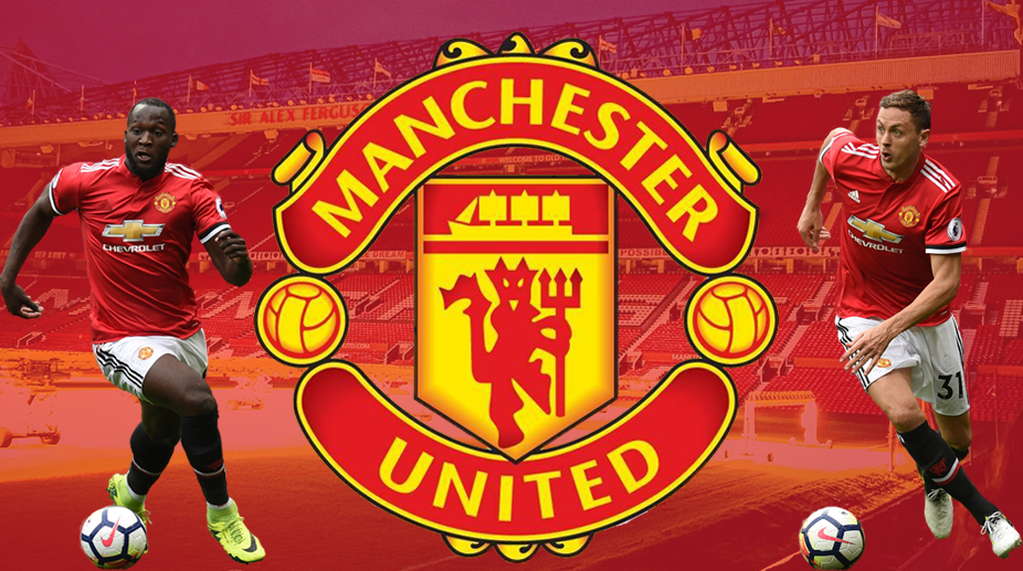 Who are the players Manchester United spent £146 m on this transfer window?