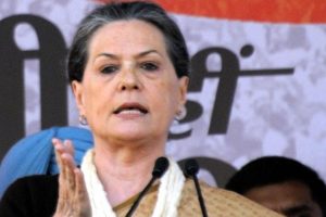 Sonia tells party workers to introspect, be ready for sacrifices