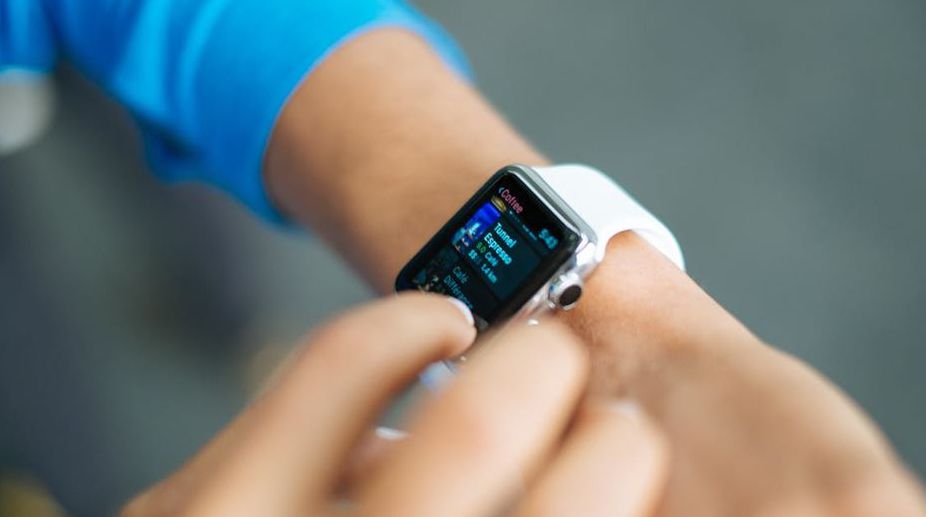 Apple Watch to help smartwatch shipments hit 71.5 million by 2021: IDC