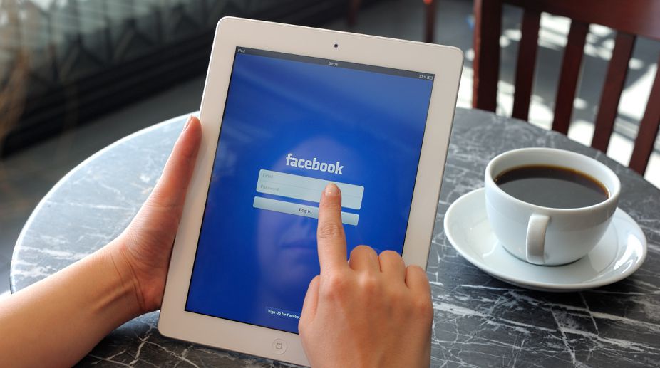 Why ‘materialists’ spend more time on Facebook?