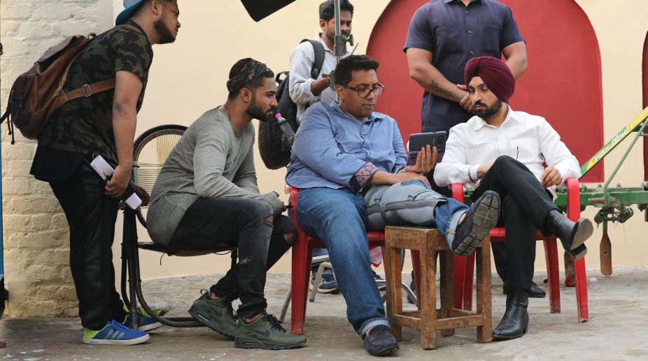 Director of Sonakshi-Diljit starrer injured