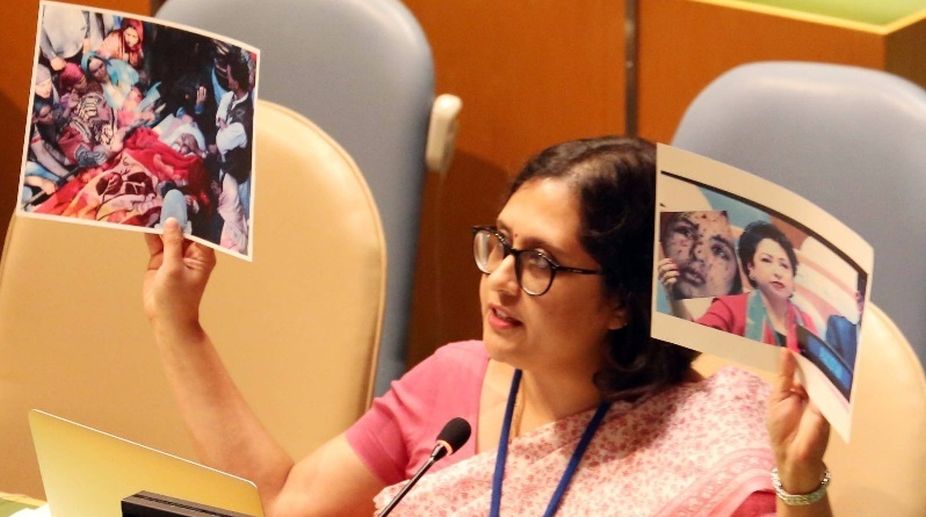 India hits out at Pakistan for using fake photo at UN, shows image of own terror victim