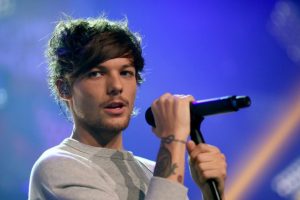 Louis Tomlinson releases special fan track