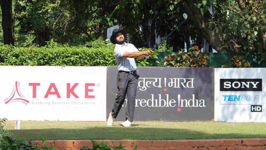 Patna’s Aman Raj seizes round three lead at TAKE Open Golf Championship