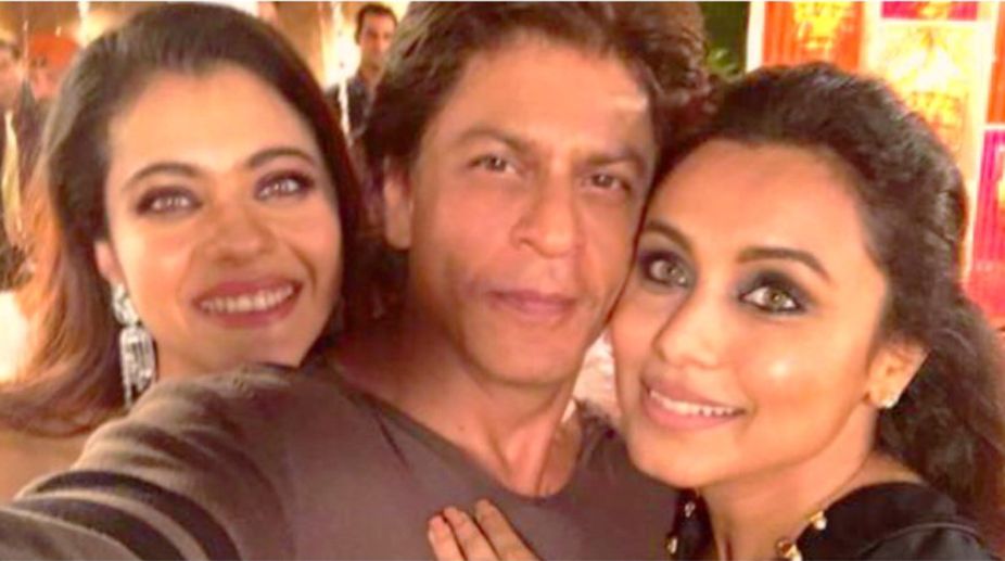 SRK, Kajol, Rani Mukerji’s selfie moment