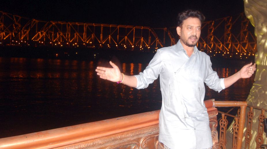 Irrfan Khan spotted at Lord’s stadium? Tweeple divided over a picture