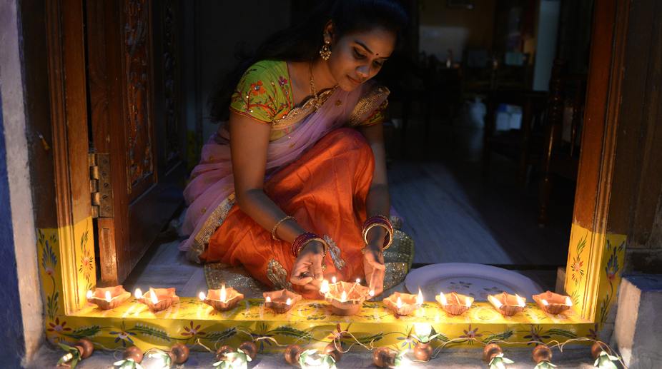 Delhi gears up for less noisy, less toxic Diwali