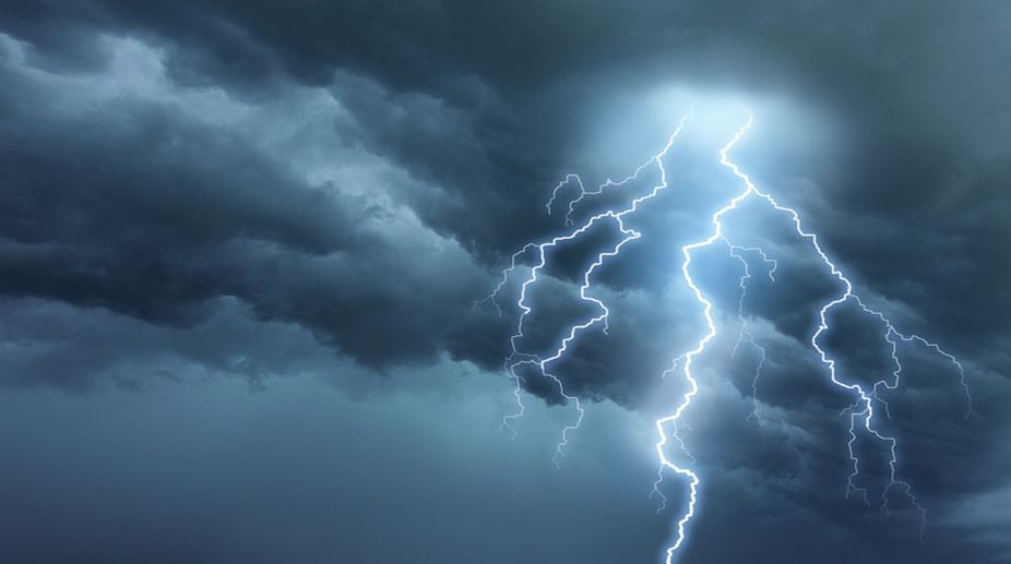Six killed by lightning in Karnataka village