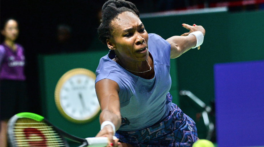 WTA Finals: Venus Williams beats Jelena Ostapenko