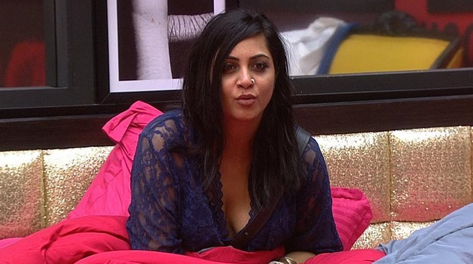 Bigg Boss 11: Sapna Choudhry vents out anger at Arshi Khan