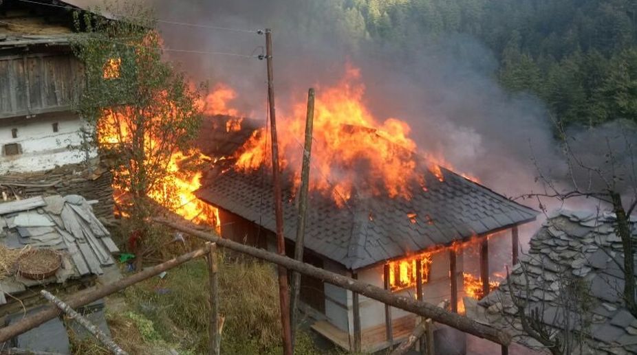 30 houses gutted as fire breaks out in village in Himachal