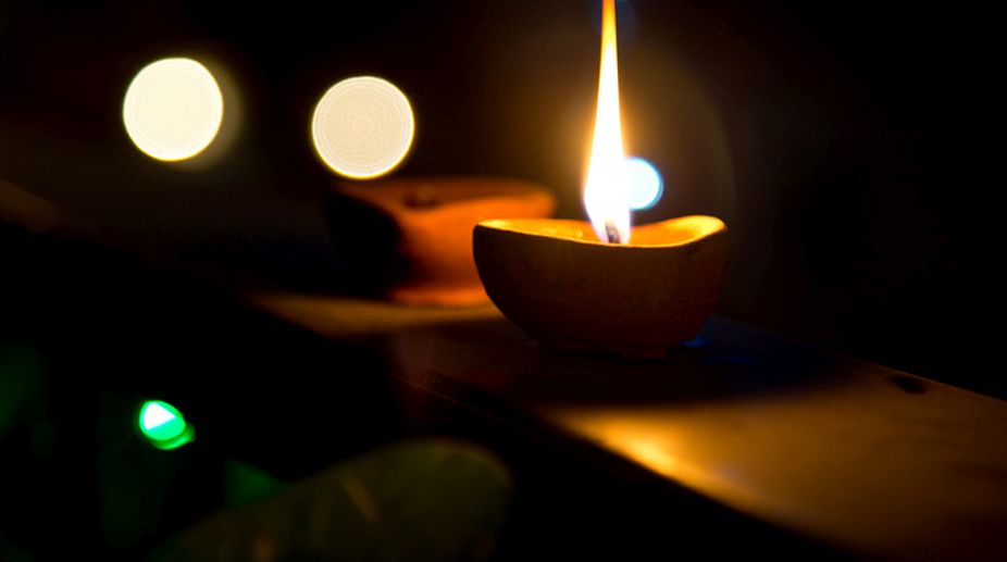 Dhanteras 2017: Shine the first light of Diwali