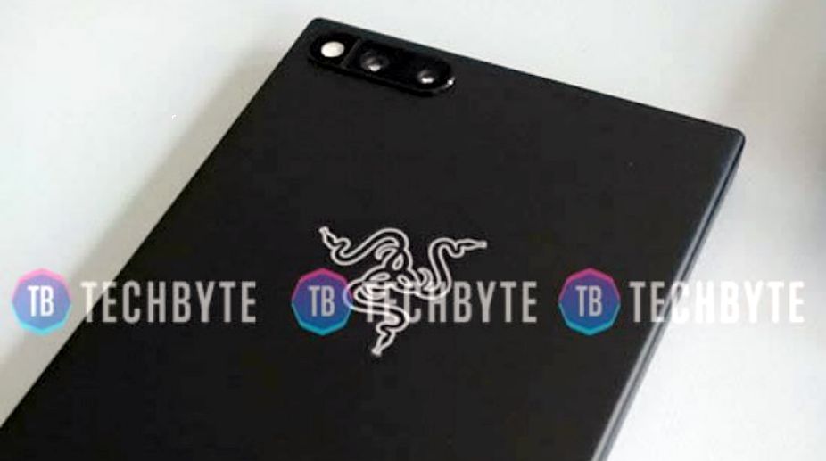 Razer to launch its first smartphone on November 1; Image and specifications leaked