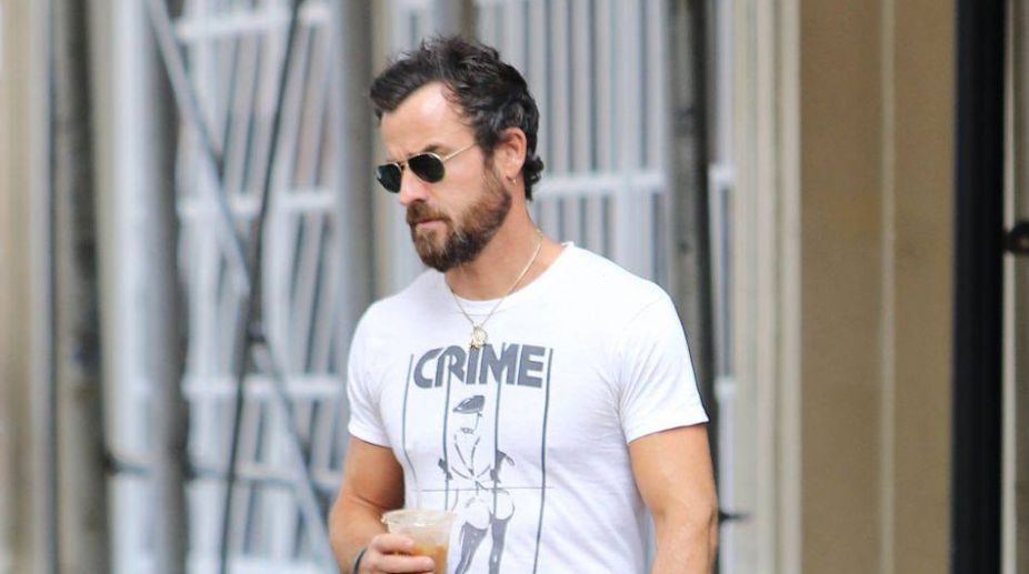 Justin Theroux fires back at neighbour