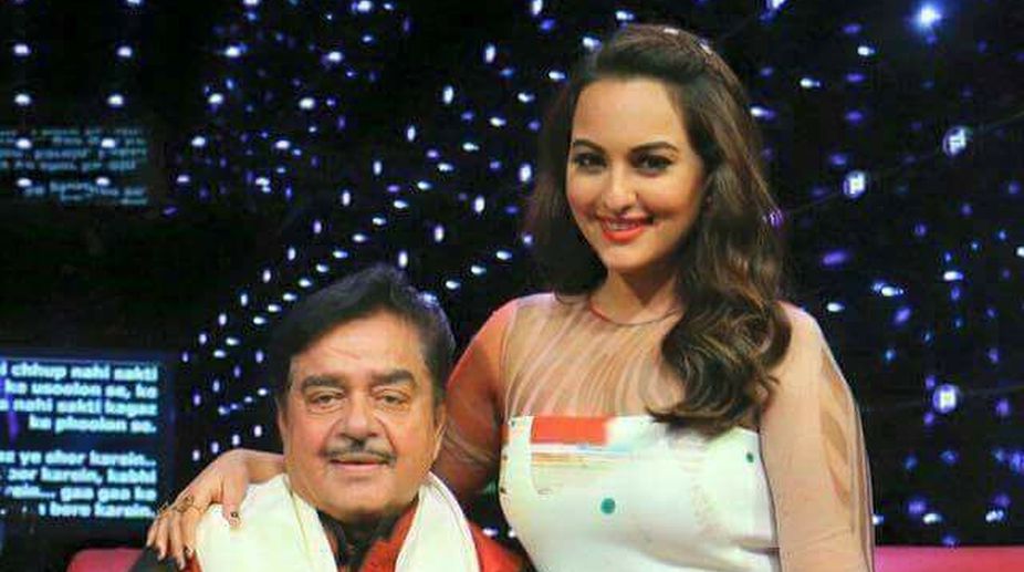 Sonakshi-Shatrughan Sinha to promote girl education