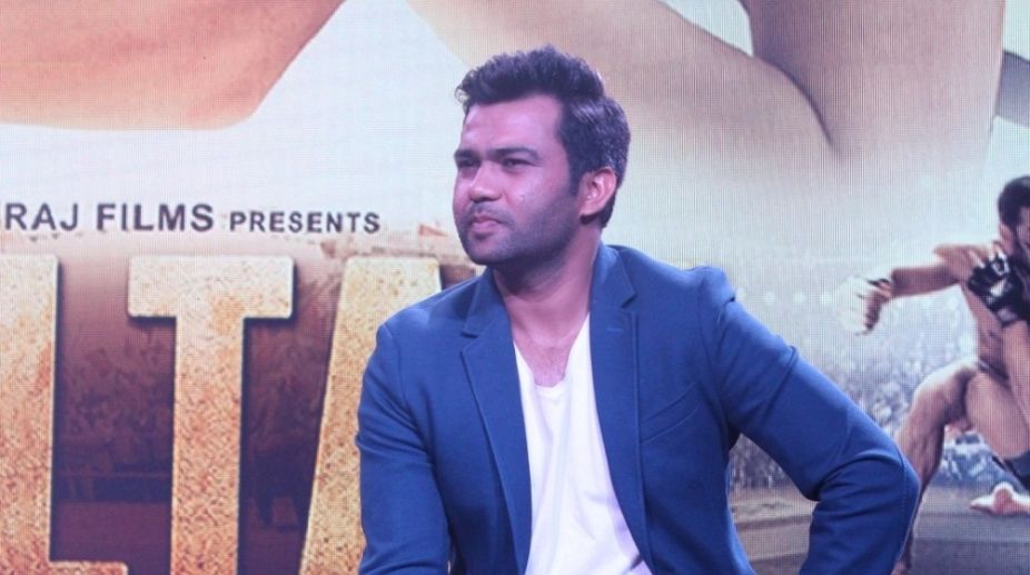 Ali Abbas Zafar charged up for films evoking universal emotion