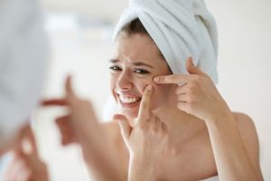 Take simple precautions to prevent acne