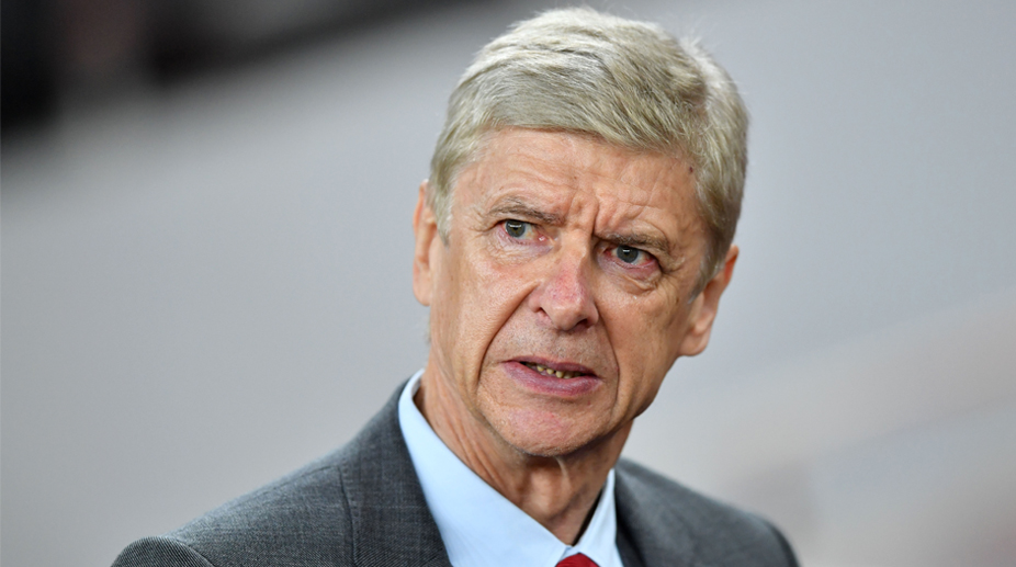 Alexis Sanchez, Mesut Ozil going nowhere in January, insists Arsenal boss Arsene Wenger
