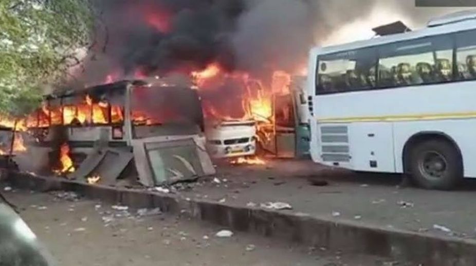 Five buses burnt in Delhi fire