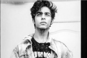 Aryan Khan is a spitting image of father Shah Rukh Khan, see pic