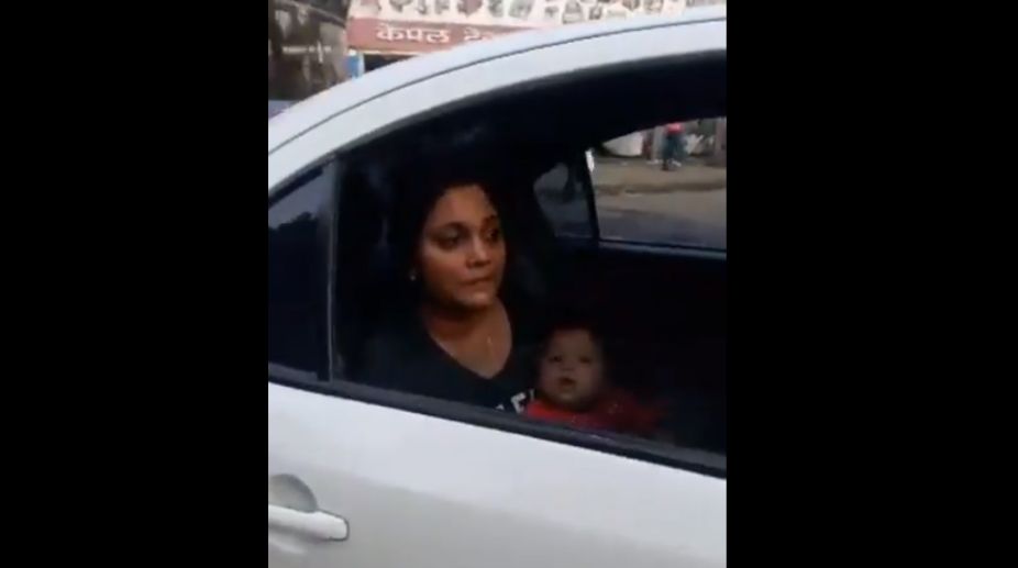 Mumbai traffic cop suspended for towing away car with woman, baby sitting inside