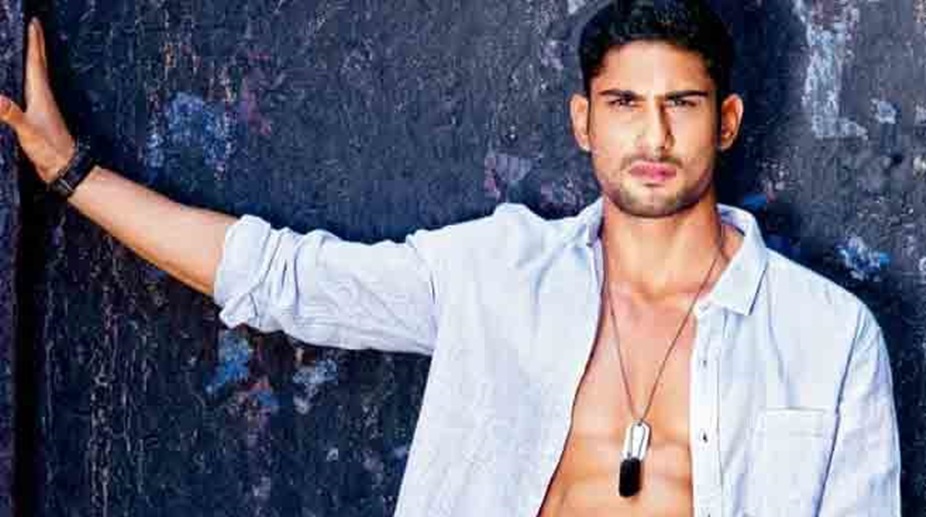 Grey shade characters work well for me: Prateik Babbar