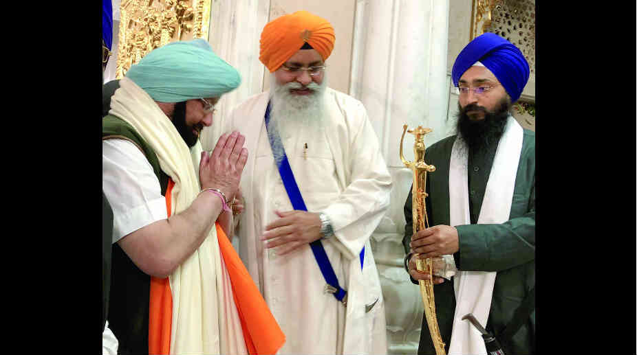 Amarinder visits Patna on Guru Gobind’s 350th anniversary