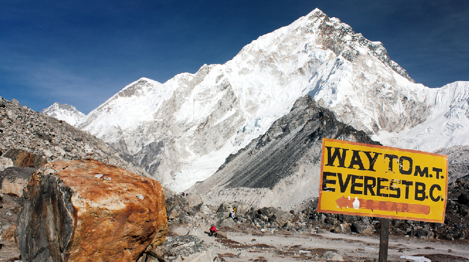 Nepal bans solo climbing on Mount Everest