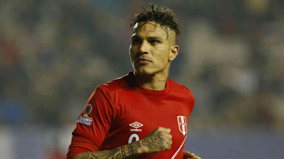 Banned Peru striker Guerrero vows to fight drug accusations