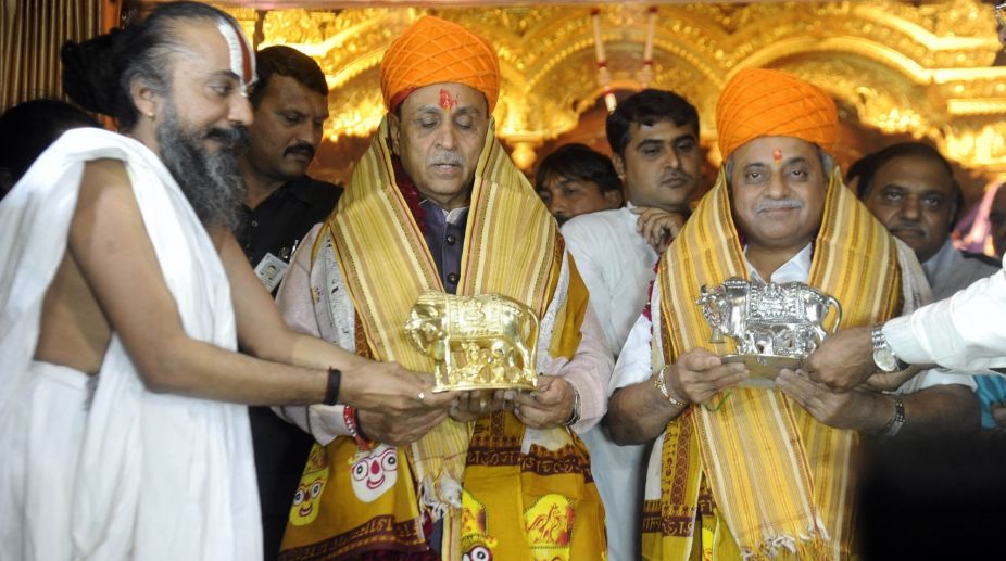 Swearing-in of new Gujarat government on December 26