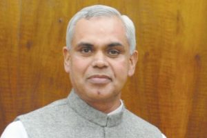 Guv, CM greet people on the eve of New Year
