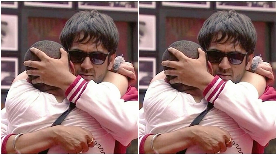 Bigg Boss 11 update: Priyank, Vikas patch up with a hug