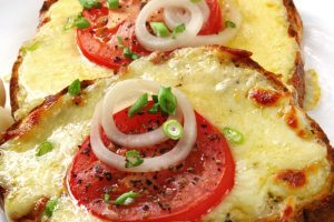 Weekend recipe – Baked corn and cheese toast