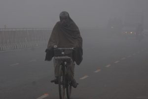 Dense fog cover in Uttar Pradesh