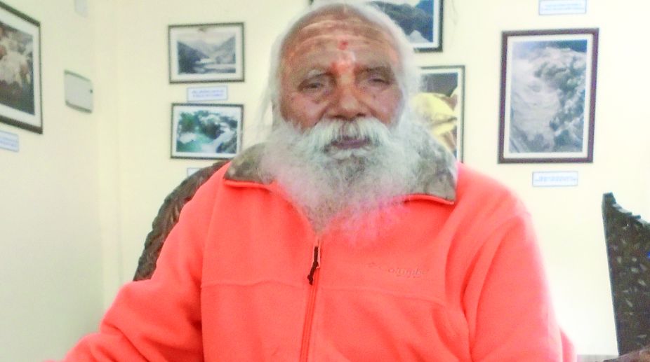 A sadhu’s lens
