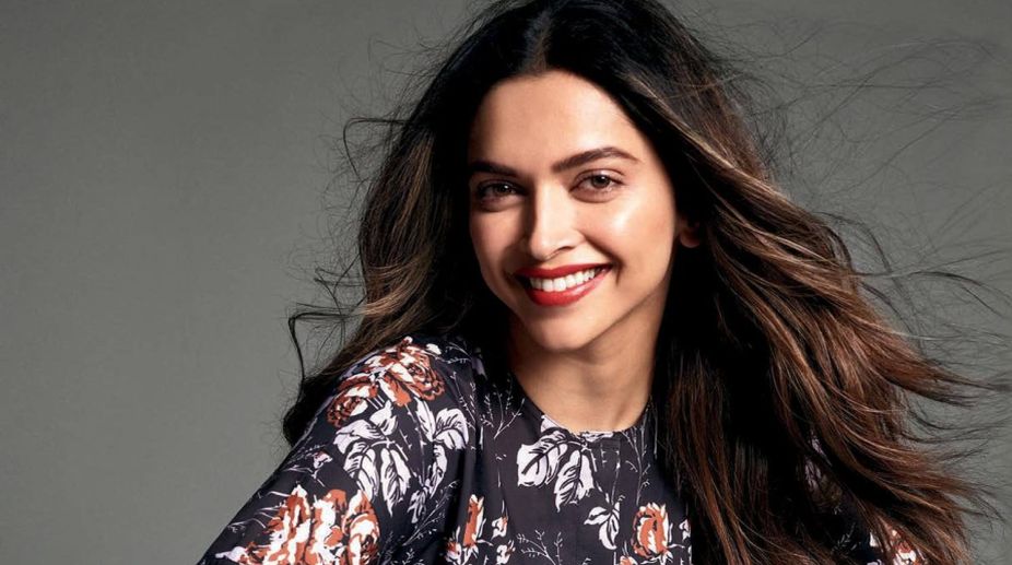 Deepika turns 32, Bollywood wishes the versatile actor love, happiness