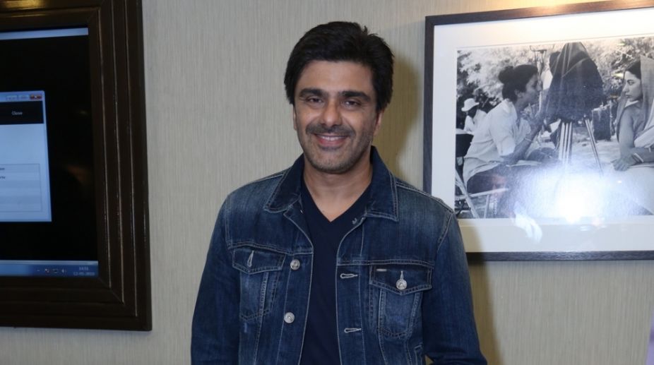 Feeling pressure to live up to expectations: Samir Soni