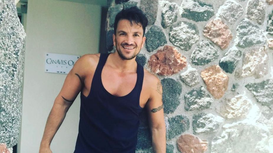 Peter Andre, family take to French Alps