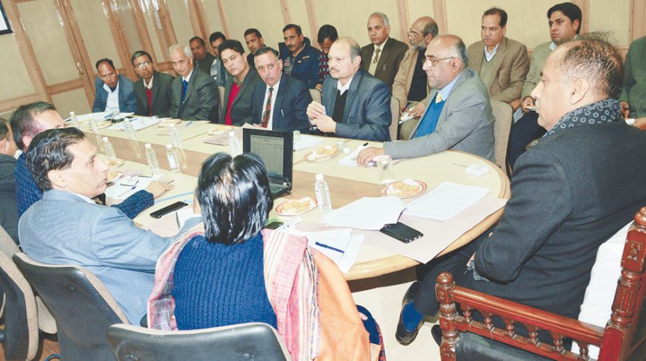 HP CM orders crackdown on drug, mining mafias