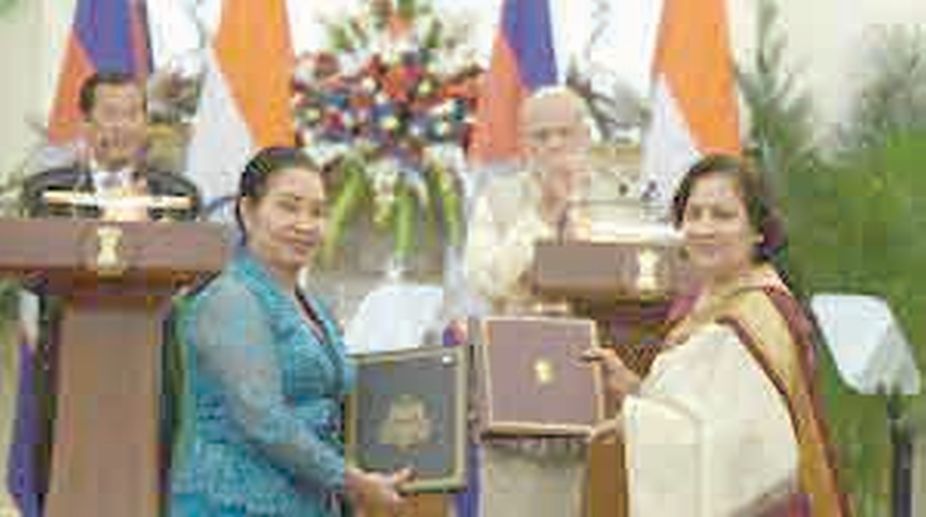 India-Cambodia sign four agreements