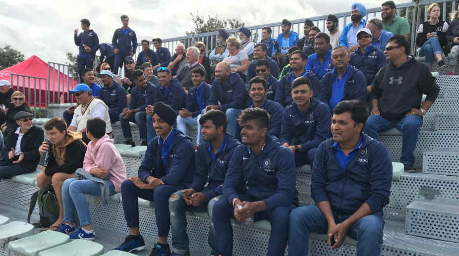 India U-19 cricket WC squad cheers hockey team in New Zealand