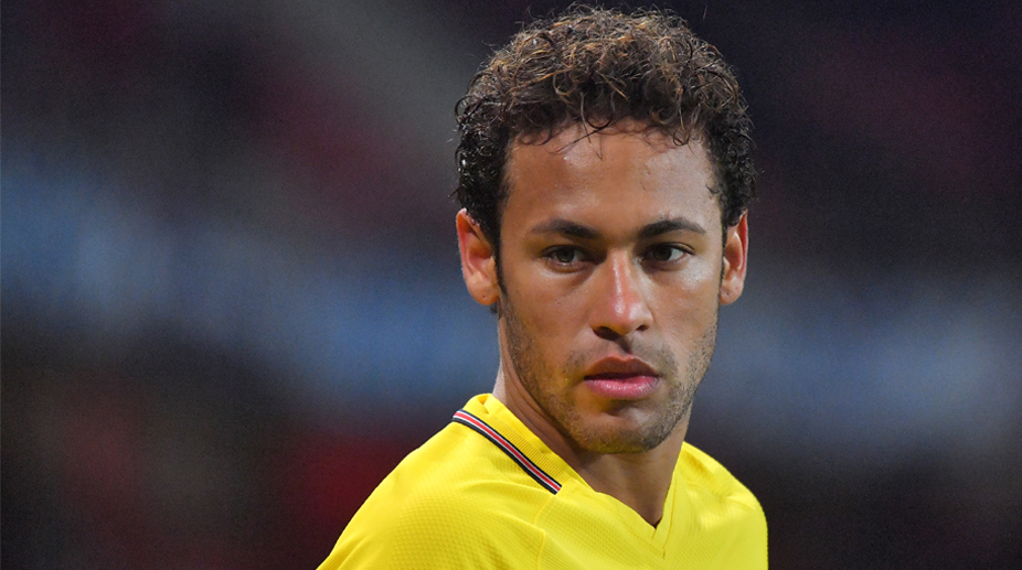 Watch: PSG star Neymar executes filthy nutmeg in training