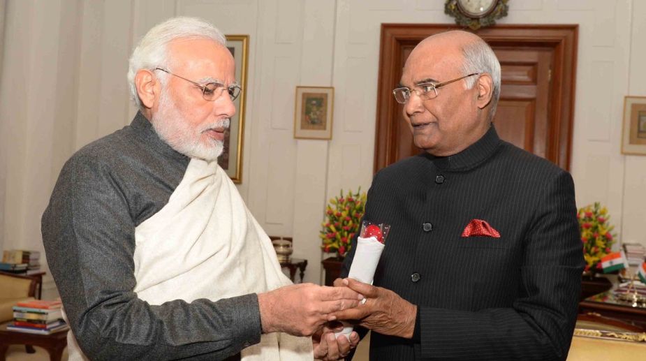 PM Modi calls on President Kovind, extends new year greetings