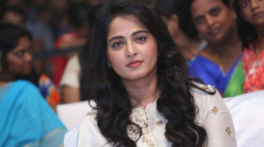 ‘Bhaagamathie’ actor Anushka Shetty believes heroes deserve better pay scale