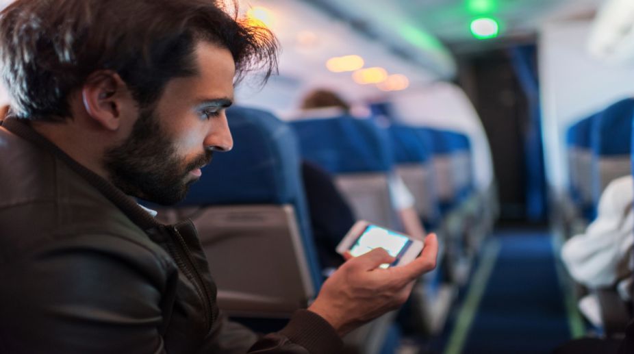 TRAI recommends mobile phone usage, calls and Internet services during flight