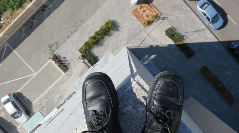 Man ends life by jumping off ninth floor of mall